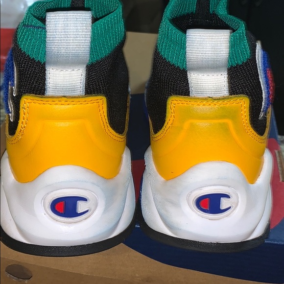 Champion Primary Color Size 4y - Picture 3 of 8